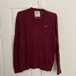Hollister Maroon Vneck (Large)